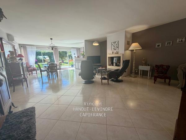 MAISON FAMILIALE DE 186 M² – 4 CHAMBRES – LE PLESSIS-GRAMMOIRE(49)