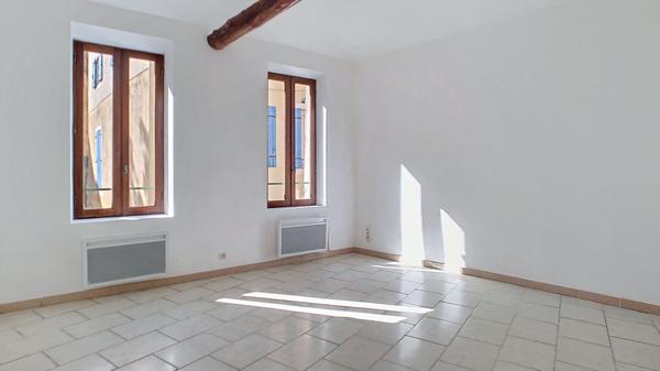 À vendre : Appartement spacieux de 4 pièces à Carpentras