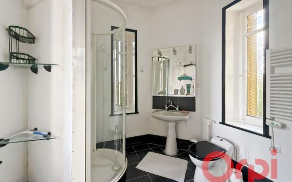 Maison à vendre    7 pièces •  Châteaumeillant