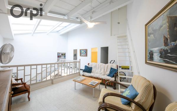 Maison à vendre    7 pièces •  Paziols