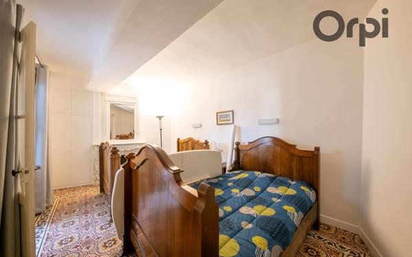 Maison à vendre    7 pièces •  Paziols