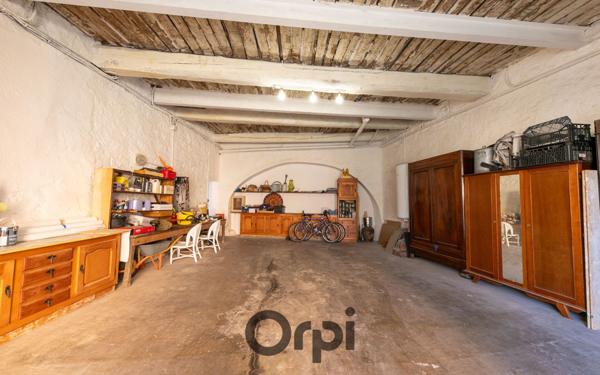 Maison à vendre    7 pièces •  Paziols