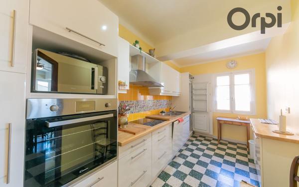 Maison à vendre    7 pièces •  Paziols