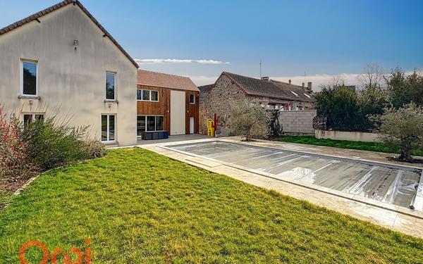 Maison à vendre    5 pièces •  Dun-le-Poëlier