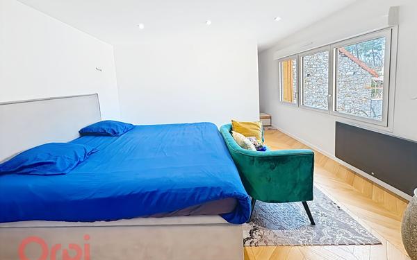 Maison à vendre    5 pièces •  Dun-le-Poëlier