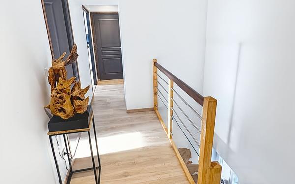 Maison à vendre    5 pièces •  Dun-le-Poëlier