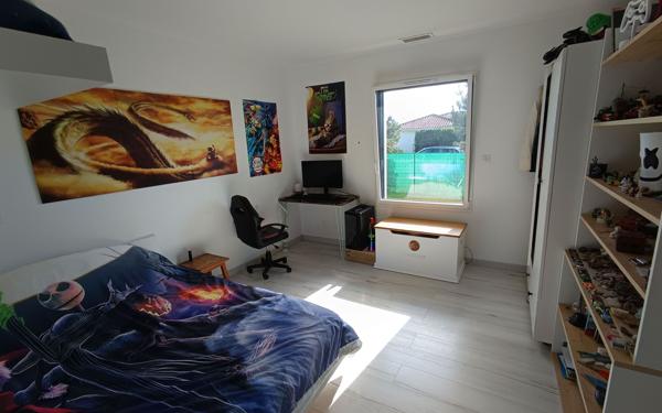 Maison à vendre    4 pièces •  Biscarrosse