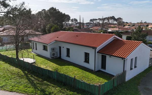 Maison à vendre    4 pièces •  Biscarrosse