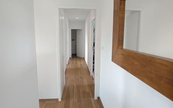 Maison à vendre    4 pièces •  Biscarrosse