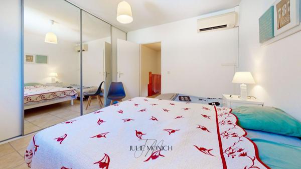 Maison traversante, 3 chambres, terrasses, garage
