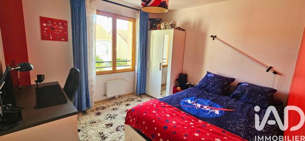 Maison à vendre 5 pièces 93 m² Chanteloup-les-Vignes