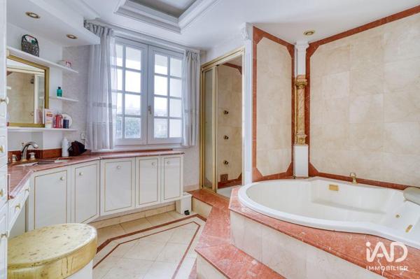 Maison à vendre 7 pièces 167 m² Sainte-Geneviève-des-Bois