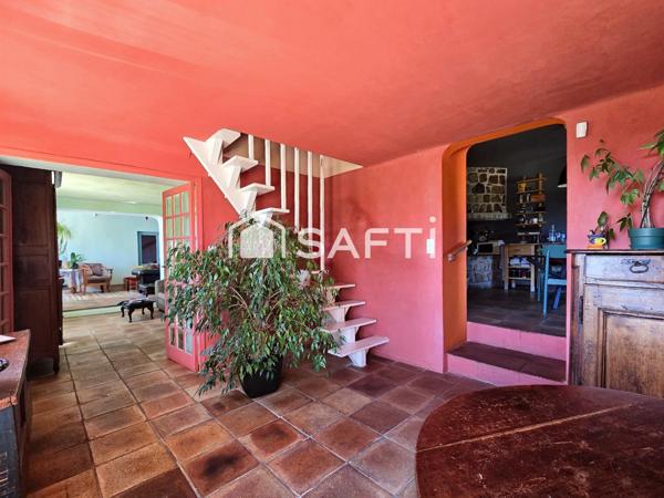 Demeure de caractère du XIX siècle entre nature et histoire