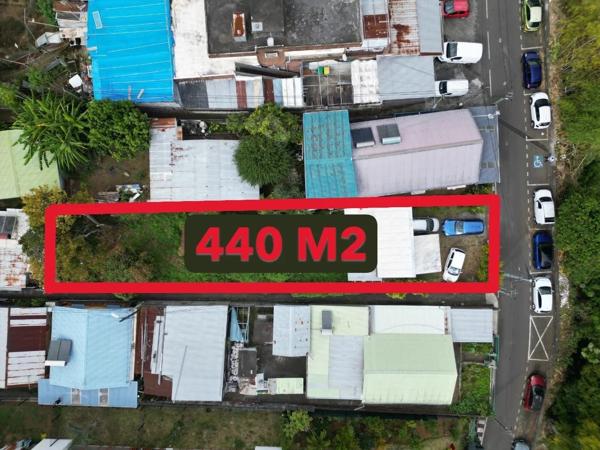 À SAISIR – PARCELLE STRATÉGIQUE AU CŒUR DU TAMPON