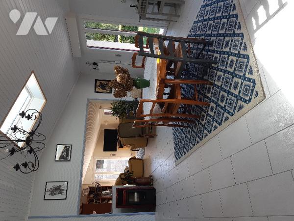 SAINT JULIEN DE CONCELLES, en village proche du bourg, maison 4 chambres.