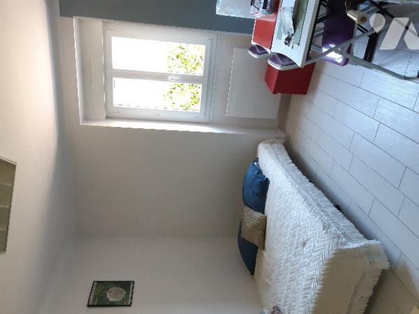 SAINT JULIEN DE CONCELLES, en village proche du bourg, maison 4 chambres.