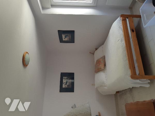 SAINT JULIEN DE CONCELLES, en village proche du bourg, maison 4 chambres.