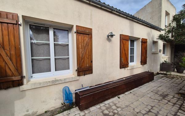 Maison à vendre    5 pièces •  Saint-Georges-d'Oléron