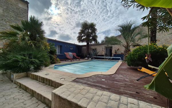 Maison à vendre    5 pièces •  Saint-Georges-d'Oléron