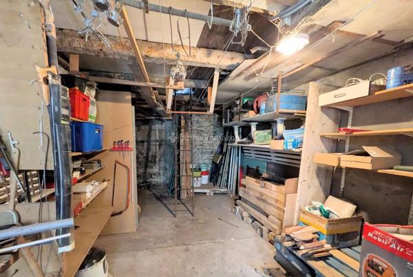 Vente                                                      Maison de ville
                        
                     5 pièces                      147 m2                     à Neufchâteau