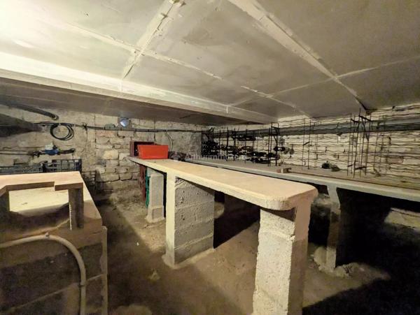 Vente                                                      Maison de ville
                        
                     5 pièces                      147 m2                     à Neufchâteau