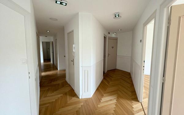 Appartement à vendre    5 pièces • 121 m2 Saint-Brieuc