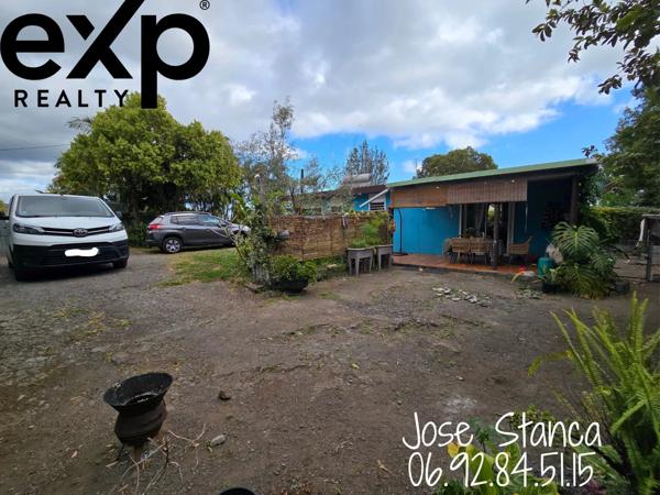 🏡 Maison T4 avec terrasse et grand terrain – Le Tampon (au calme, fond d’impasse)