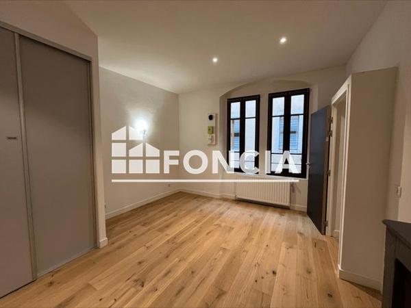 Location Appartement 3 pièces 68.32 m² - 6 RUE DU SENAT Chambery 73000