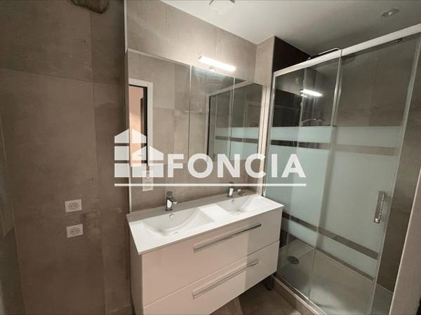 Location Appartement 3 pièces 68.32 m² - 6 RUE DU SENAT Chambery 73000