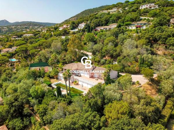Vente villa 9 pièces 83310 - Grimaud