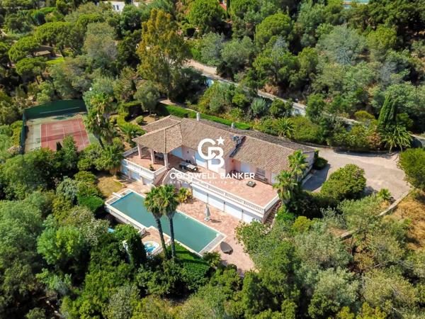 Vente villa 9 pièces 83310 - Grimaud