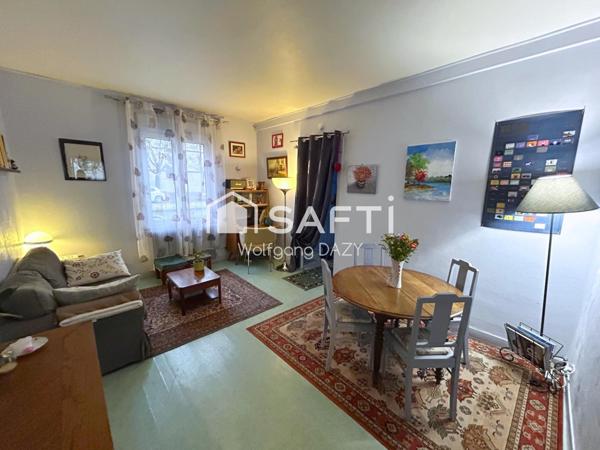 Maison de ville offrant un cadre de vie agréable