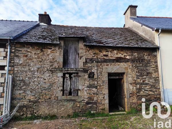 Maison de village 1 pièce de 90 m² à Bains-sur-Oust (35600)