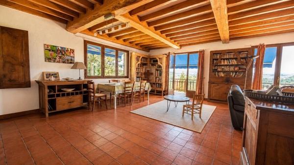 Maison 399 000 € La Tour-du-Pin 8 p 215 m² DPE D