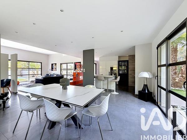 Maison à vendre 5 pièces 200 m² Béziers