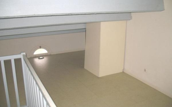 Appartement à louer    1 pièce •  Marseillan