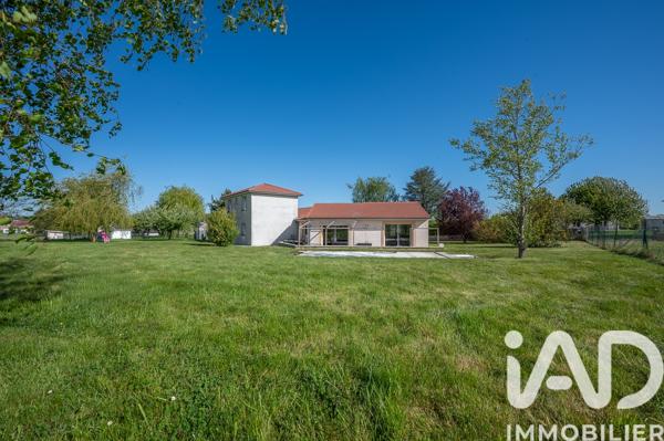 Maison à vendre 10 pièces 201 m² Marre