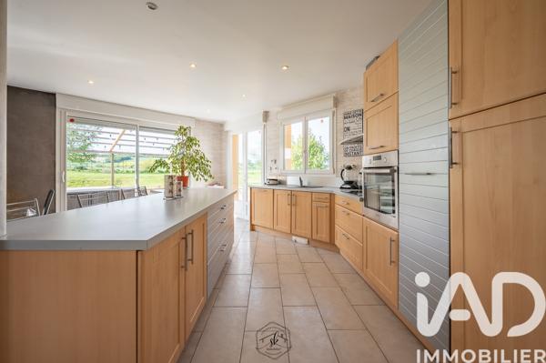 Maison à vendre 10 pièces 201 m² Marre