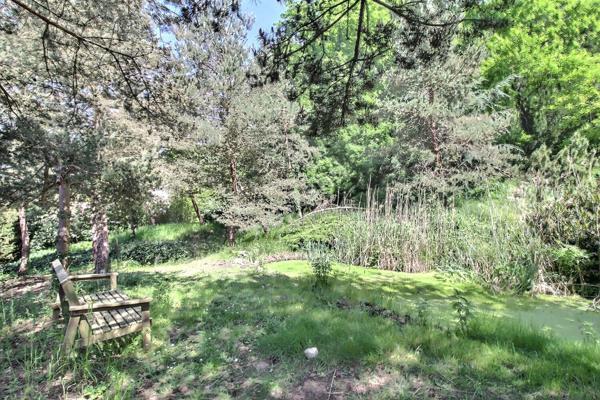 Maison secteur EPERNON de 4 chambres sur grand terrain