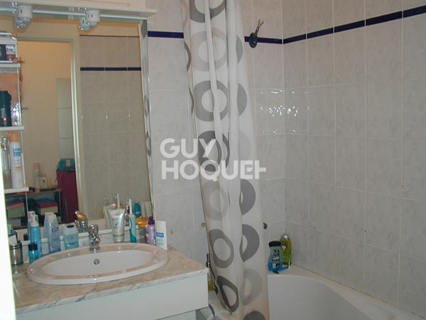 Appartement T3 avec Terrasse, Parking, Cave