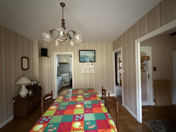 Beau potentiel pour cette grande maison très bien située