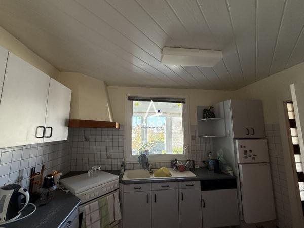 Beau potentiel pour cette grande maison très bien située