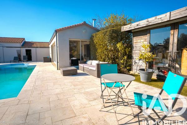Maison à vendre 8 pièces 135 m² Sainte-Florence
