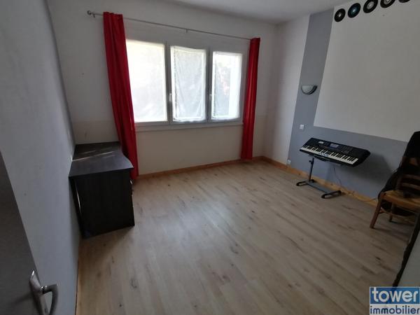 Maison 9 pièce(s) 5 chambre(s) 285 m²