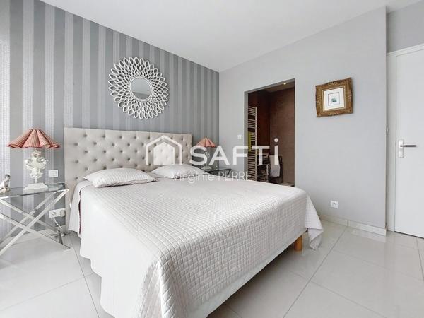 APPARTEMENT VUE MER - 3 PIÈCES ET ROOFTOP - 83m2 - ROYAN ( 17200)