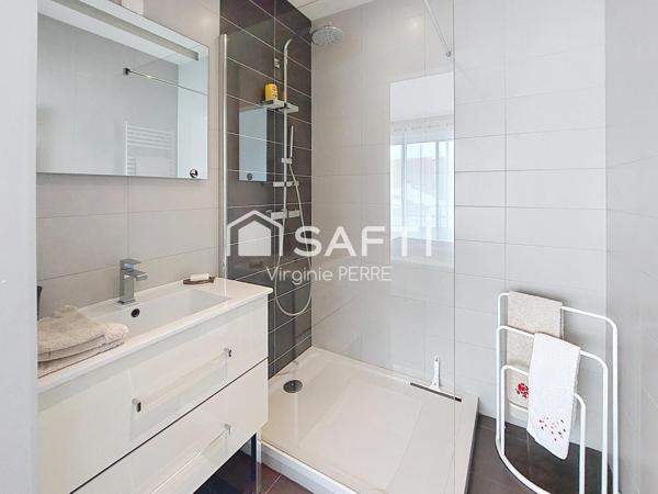 APPARTEMENT VUE MER - 3 PIÈCES ET ROOFTOP - 83m2 - ROYAN ( 17200)