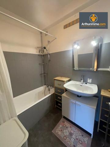Vente                                                      Appartement
                        
                     1 pièces                      27 m2                     à Ajaccio