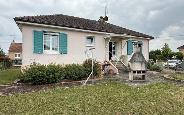 Maison à vendre    4 pièces •  Mamers