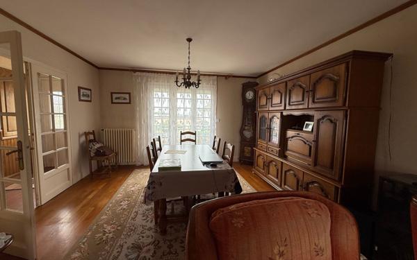 Maison à vendre    4 pièces •  Mamers