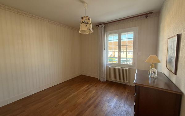 Maison à vendre    4 pièces •  Mamers